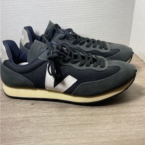 Rio Branco Sneaker VEJA